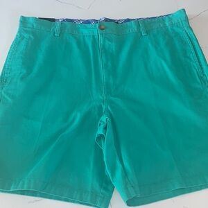 Chaps Men's Green Shorts size 38